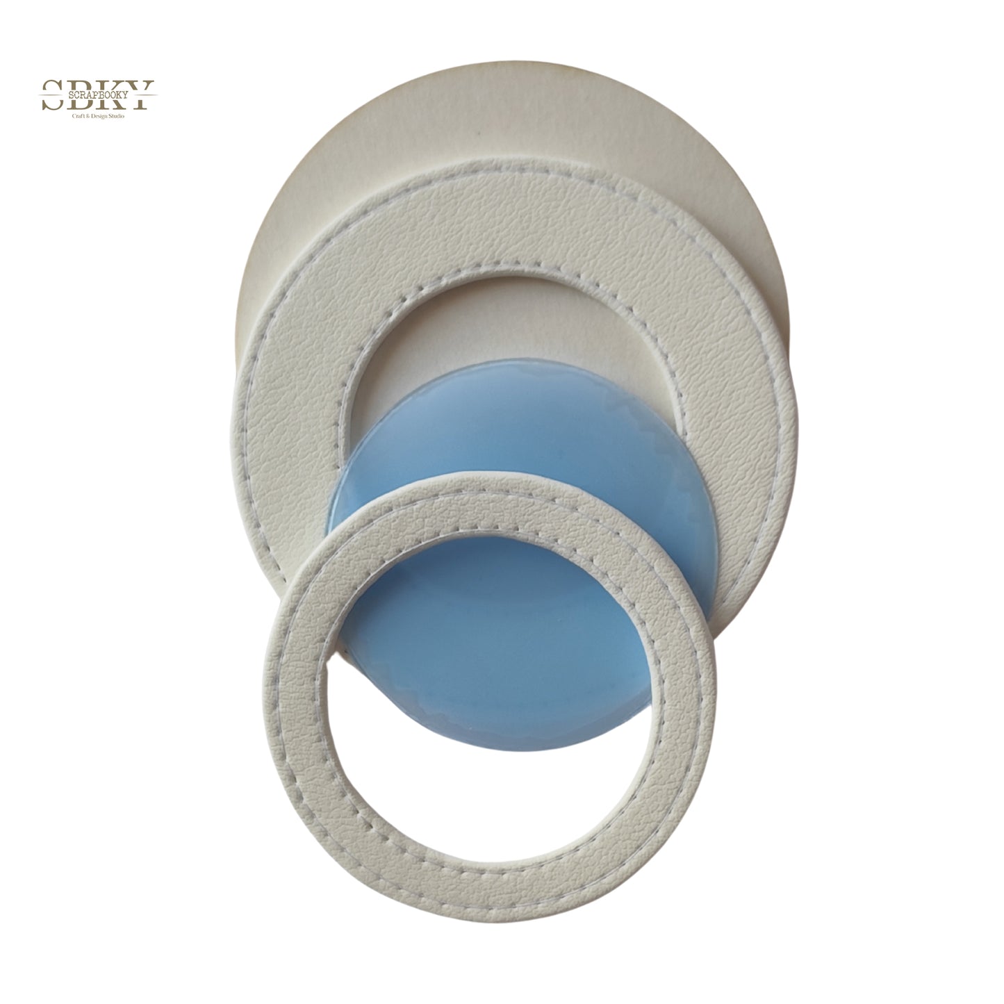 Шейкър с изкуствена кожа, бял