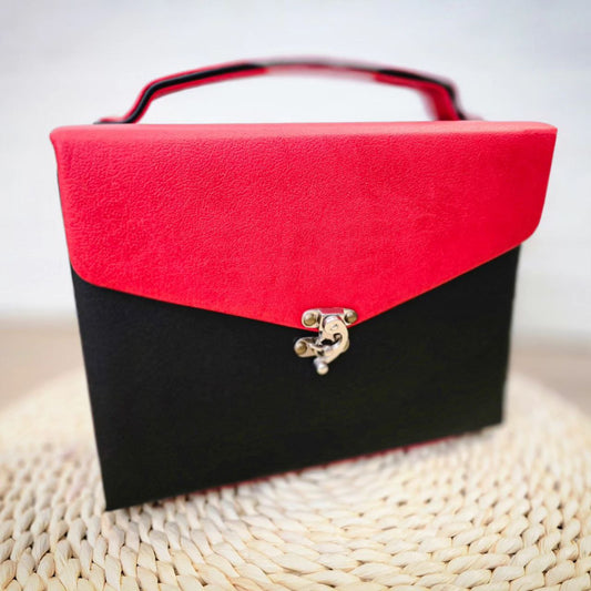 Albums "Little Black Dress"