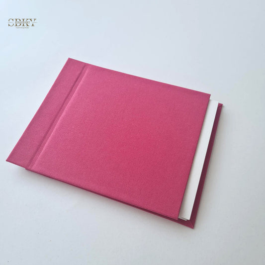 Blank Retro Album, raspberry